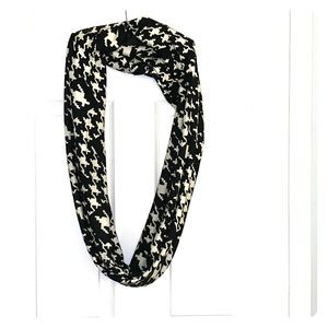 2chic scarf